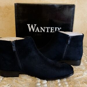 Wanted NIB Navy Blue Booties 9 M